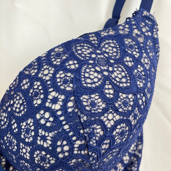 Victoria's Secret Blue Lace Bra 34 C - Picture 5 of 16